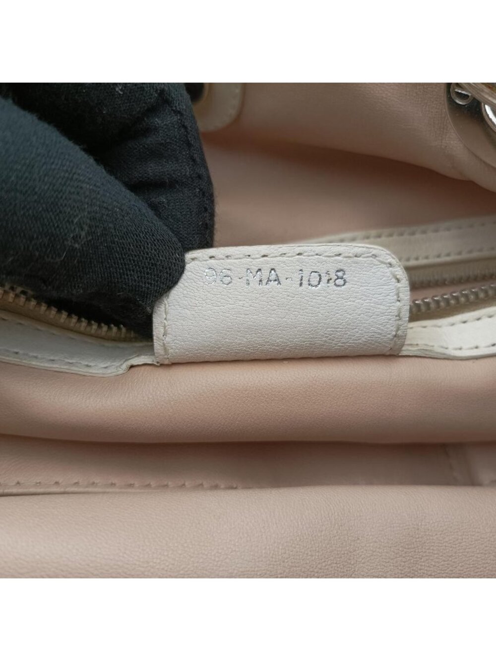 Dior Lady Soft Beige Leather Handbag - Picture 11 of 15
